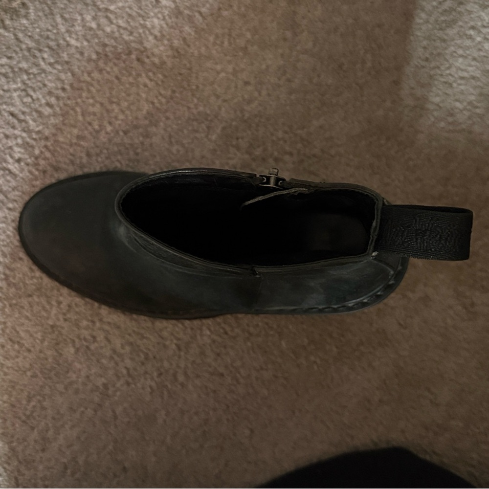 Dr. Martens Magdalena Women's Leather Heeled Chelsea Boots. Size 7 - Picture 3 of 6